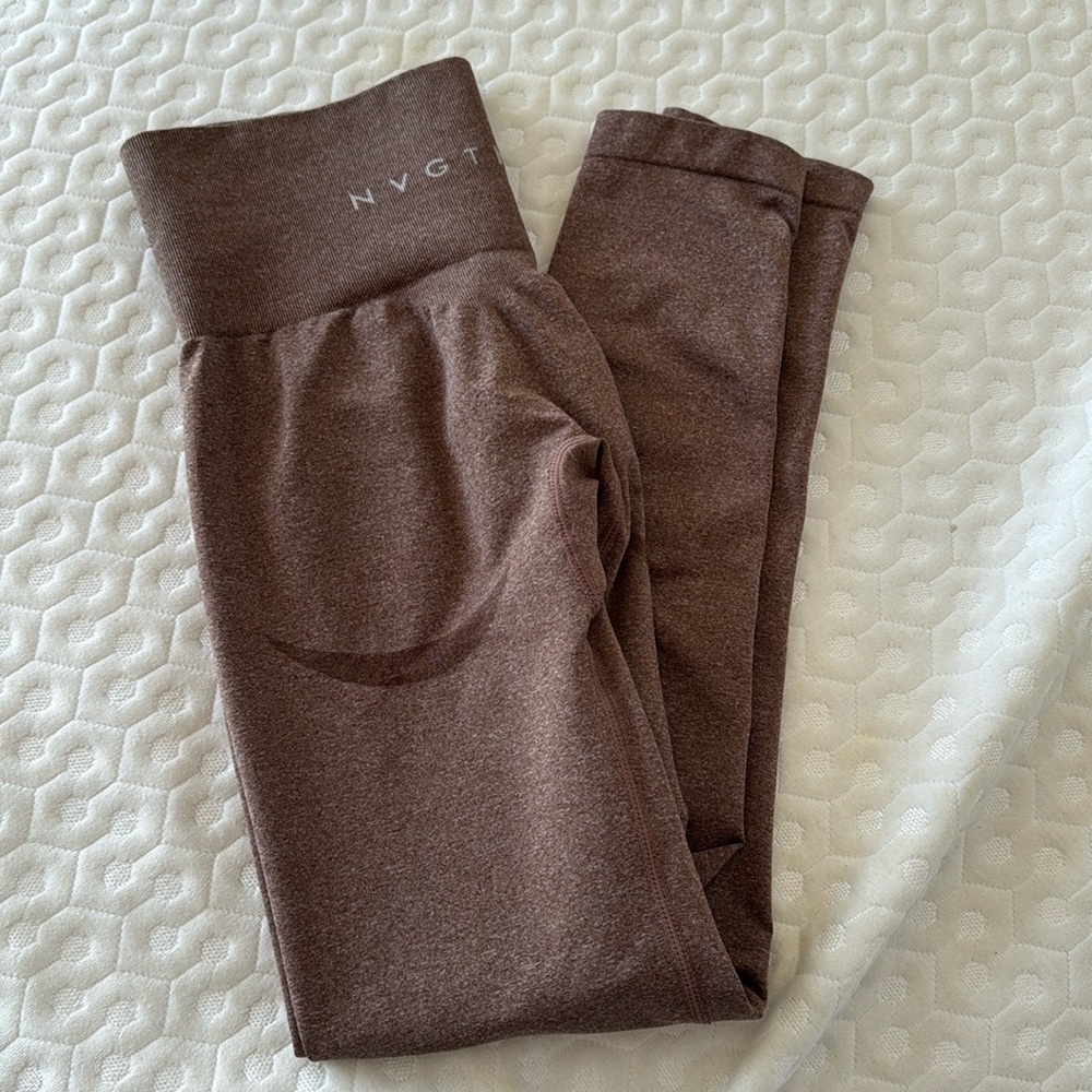NVGTN Leggings